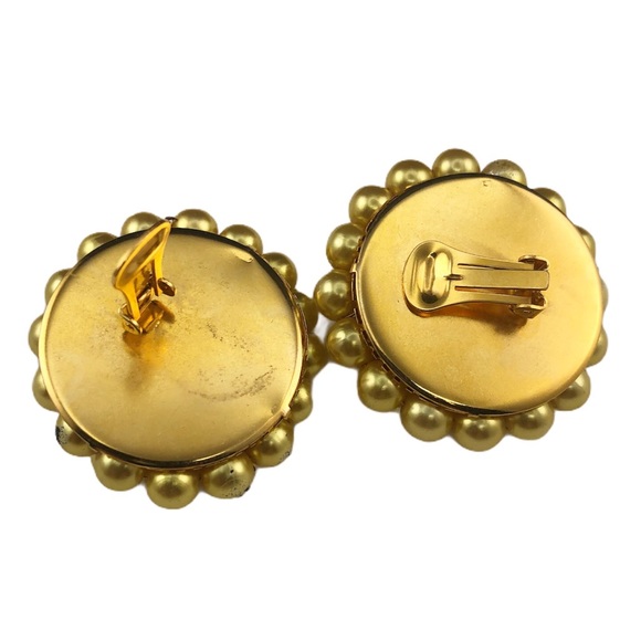Vintage 80s Gold Round Beaded Clip On Earrings - Picture 4 of 6